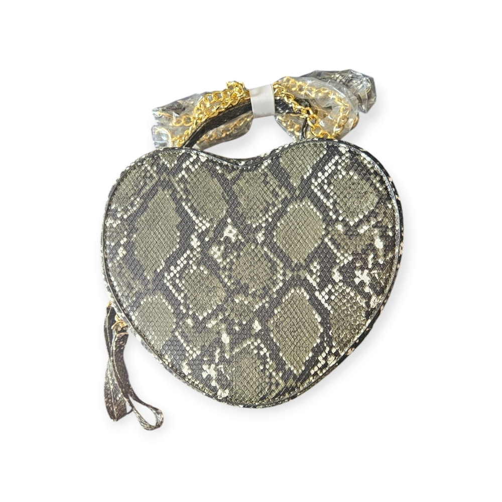 Vegan Leather Heart Purse